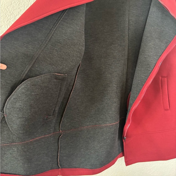 Red Utility Jacket with Asymmetrical Zipper and Minimalist Design - Picture 7 of 12